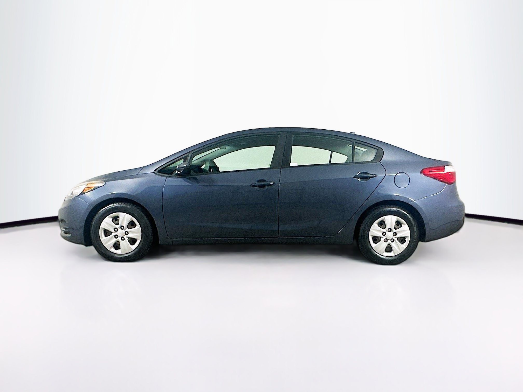 Used 2016 Kia Forte LX FWD image 4