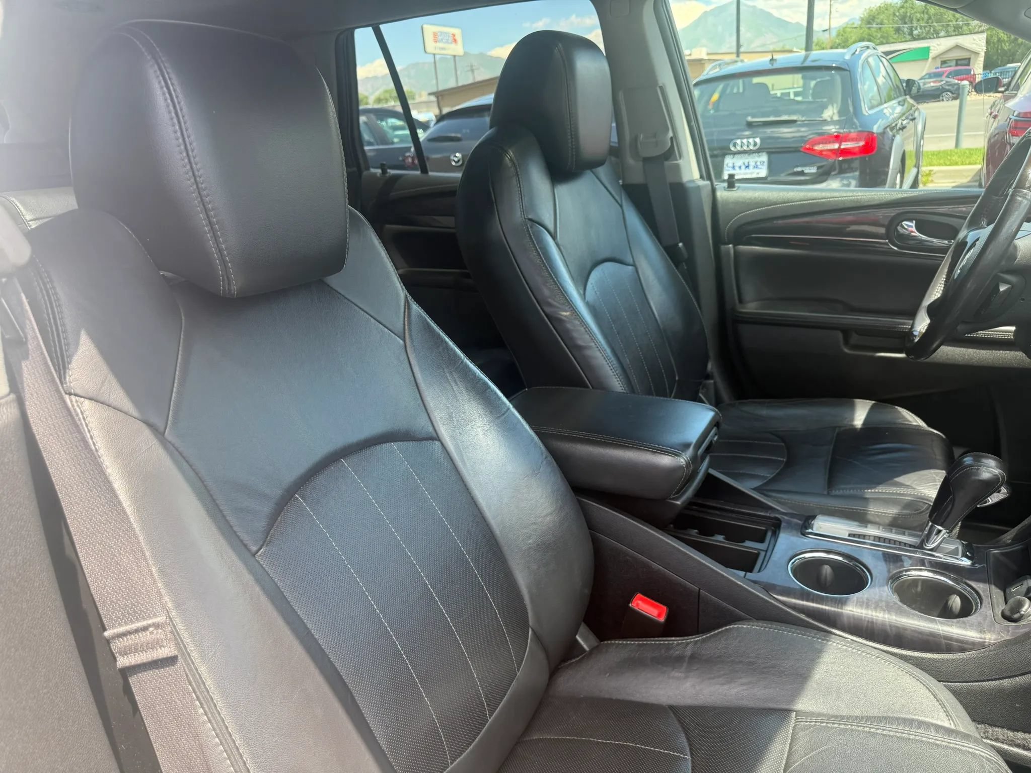 Used 2015 Buick Enclave Leather w/ Trailering Package AWD/4WD image 29