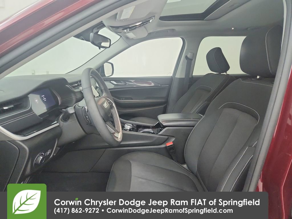 Certified 2023 Jeep Grand Cherokee L Laredo w/ Luxury Tech Group I image 19