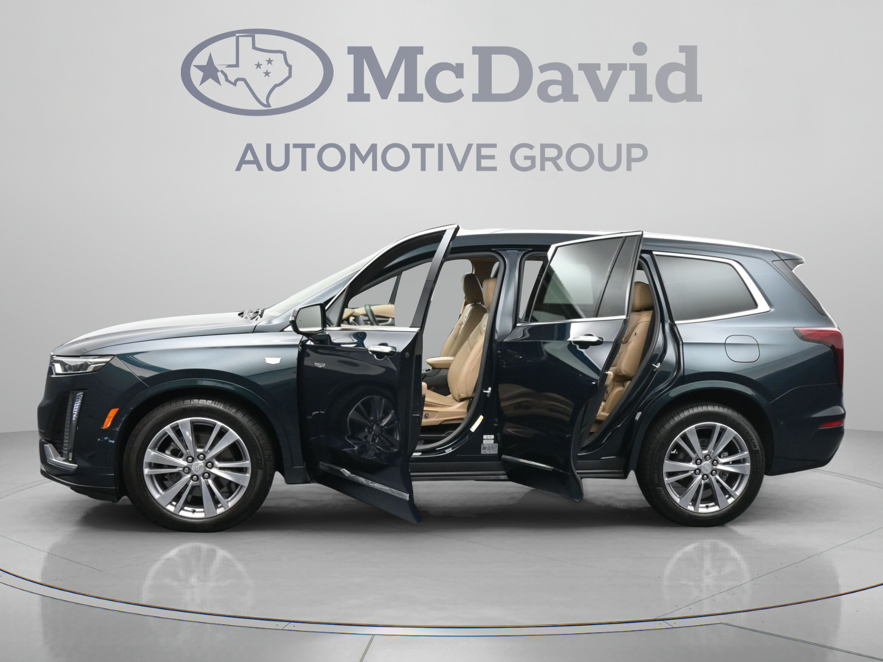 Used 2024 Cadillac XT6 Premium Luxury w/ Platinum Package FWD image 43