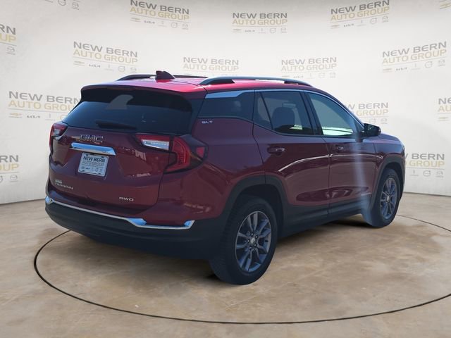 Used 2023 GMC Terrain SLT image 5