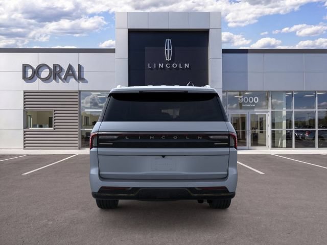 New 2026 Lincoln Navigator L Premier AWD/4WD image 5