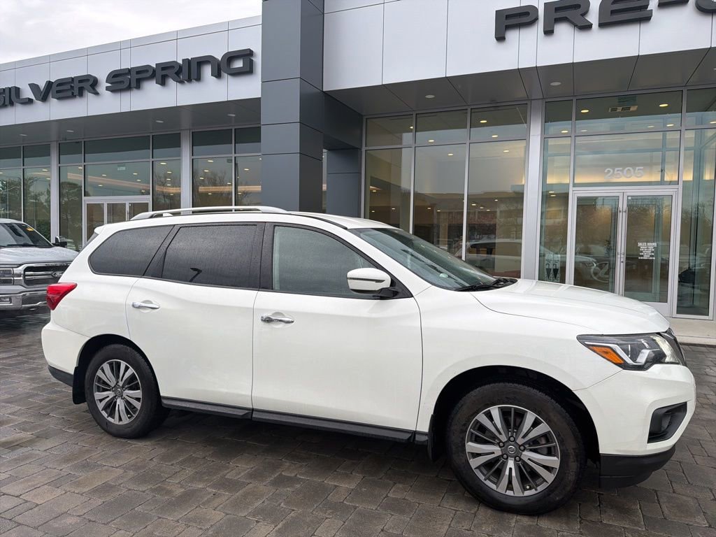 Used 2020 Nissan Pathfinder S image 6