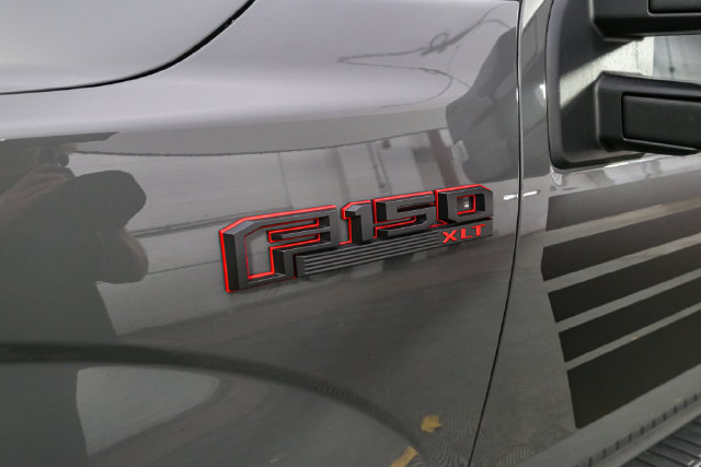 Used 2018 Ford F150 XLT w/ Equipment Group 302A Luxury AWD/4WD image 7