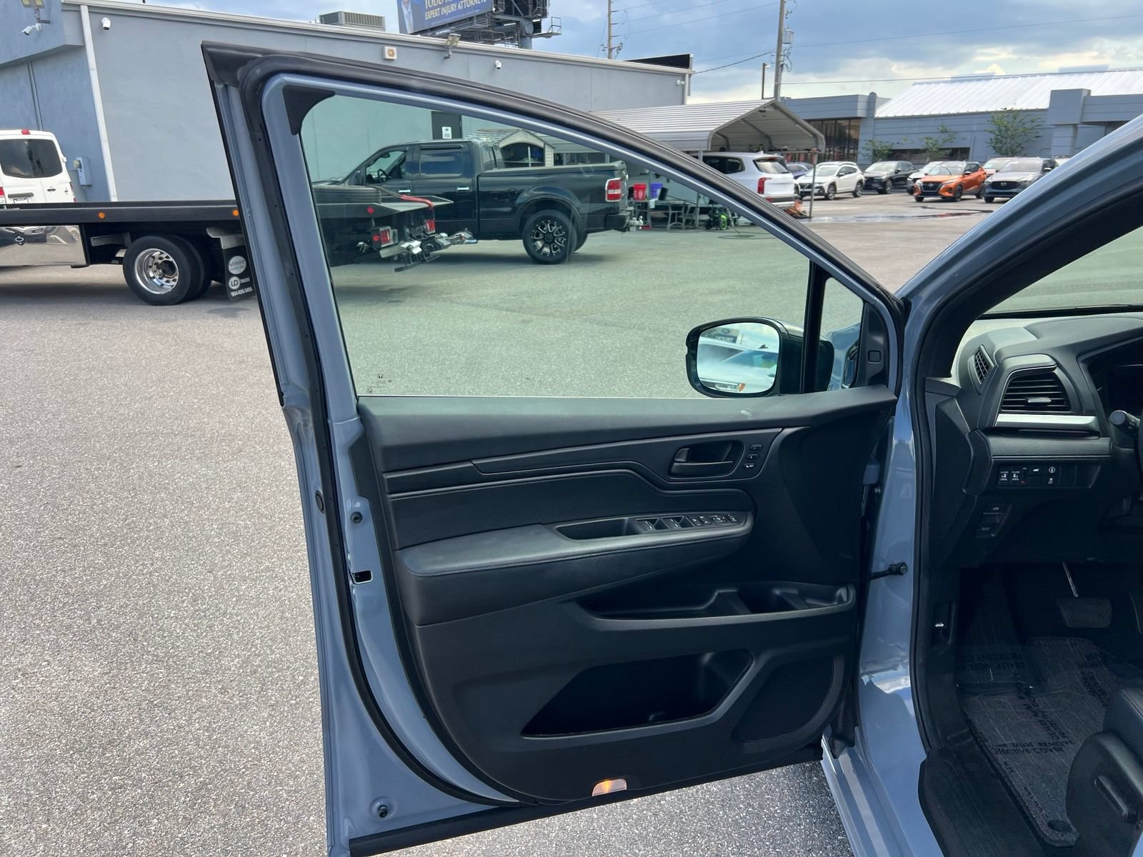 Used 2024 Honda Odyssey Sport image 26