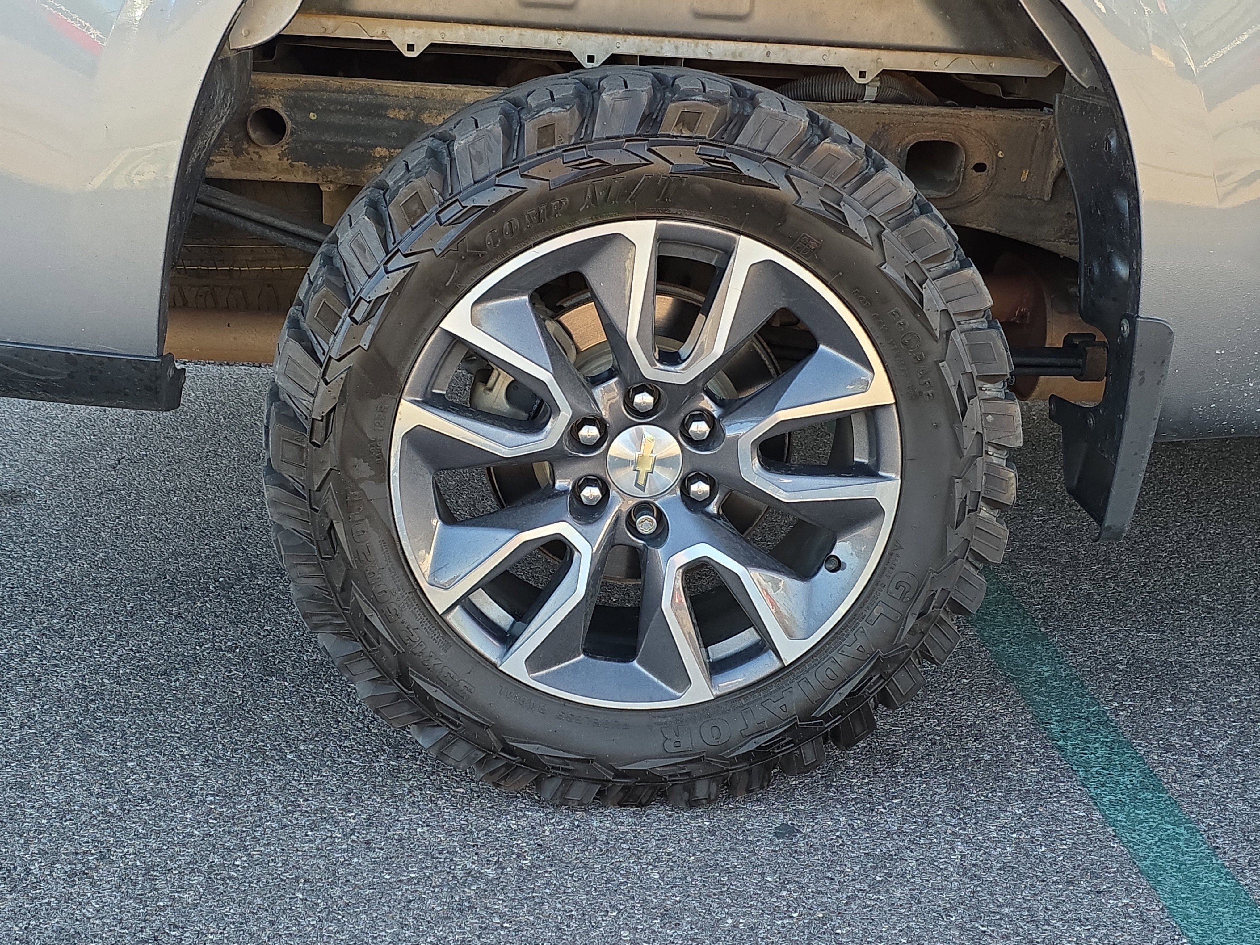 Used 2020 Chevrolet Silverado 1500 LT w/ Texas Edition image 8