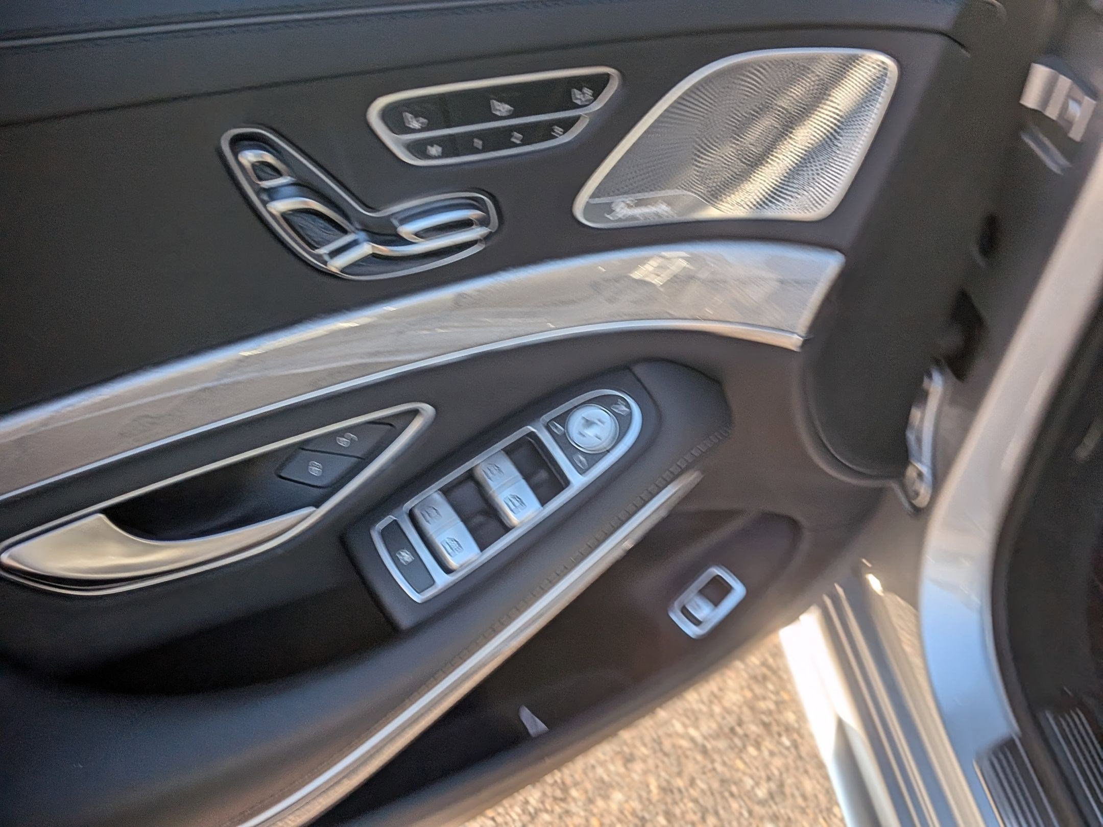 Used 2015 Mercedes-Benz S 63 AMG 4MATIC Sedan image 13