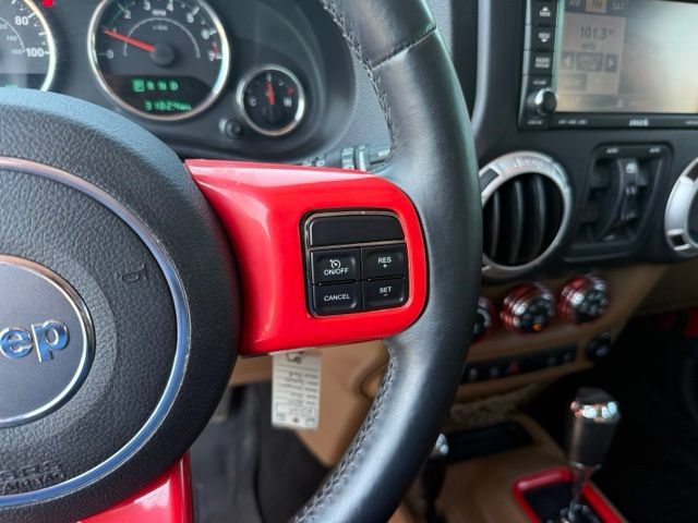 Used 2014 Jeep Wrangler Unlimited Sahara w/ Max Tow Package AWD/4WD image 14