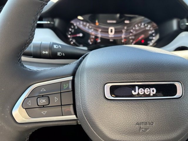 New 2026 Jeep Compass Latitude AWD/4WD image 25