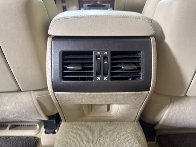 Used 2010 Lexus LS 460 RWD image 13