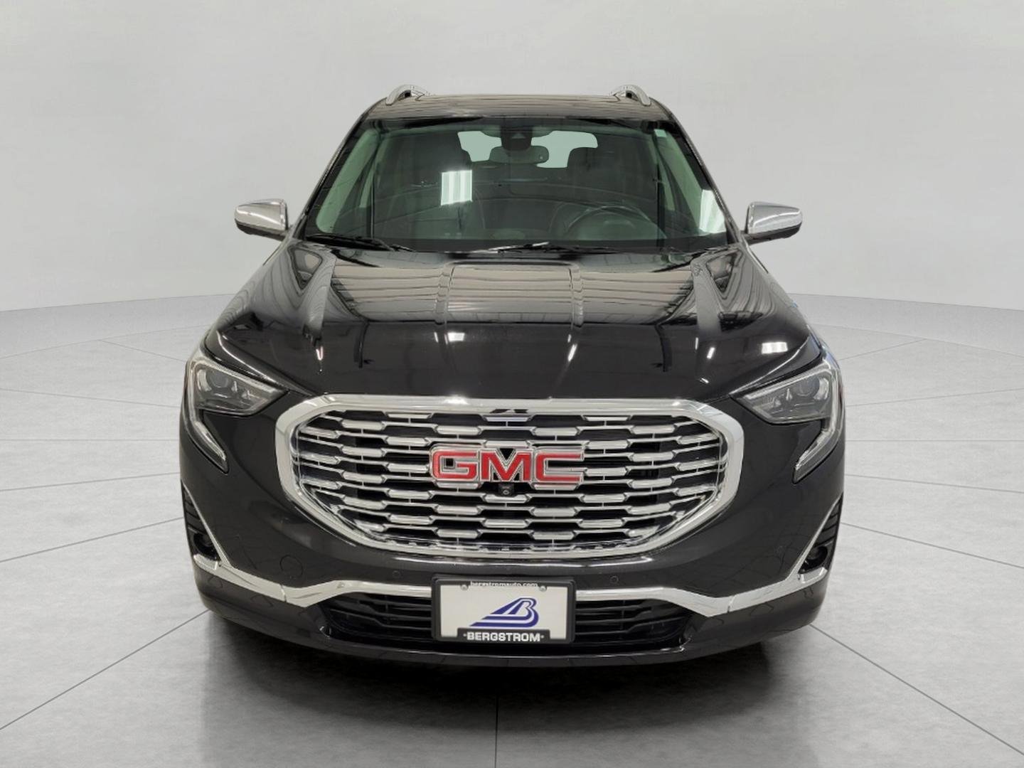 Used 2020 GMC Terrain Denali w/ Denali Premium Package AWD/4WD image 13
