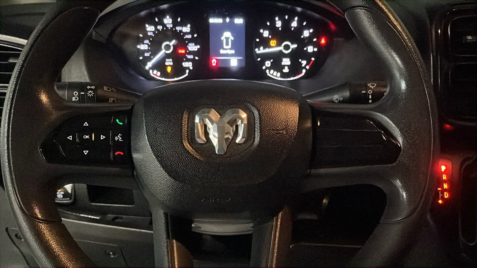 Used 2023 RAM ProMaster 2500 FWD image 11