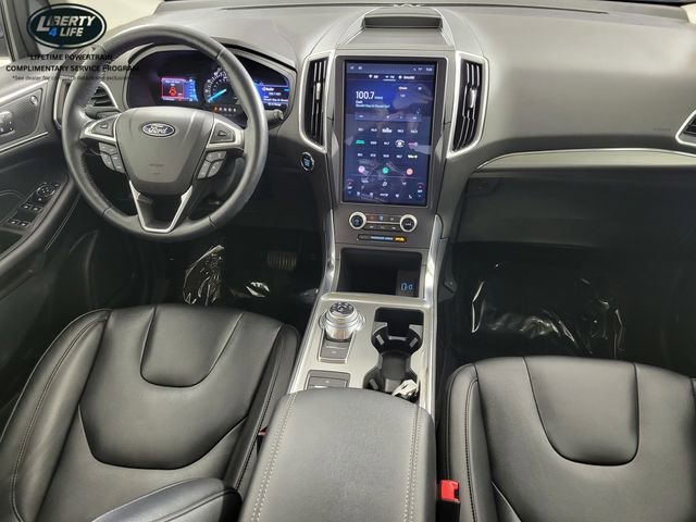 Used 2022 Ford Edge Titanium AWD/4WD image 33