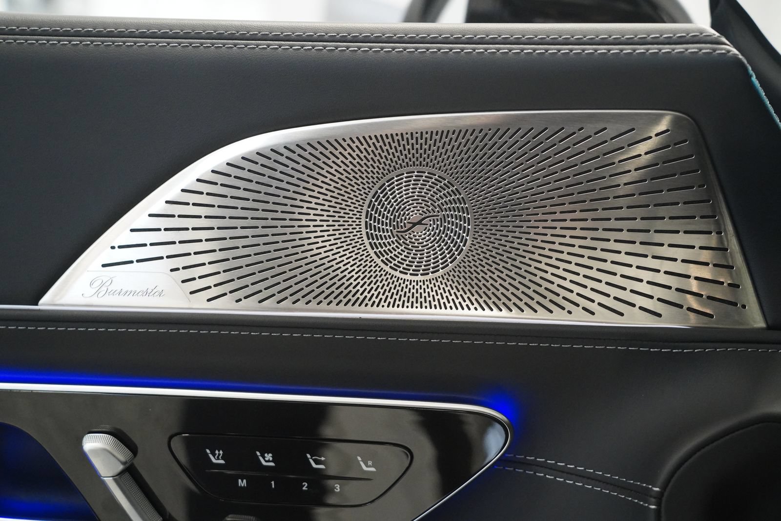 Certified 2022 Mercedes-Benz SL 63 AMG 4MATIC image 31