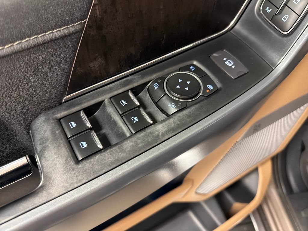 Used 2021 Ford F150 Lariat AWD/4WD image 23