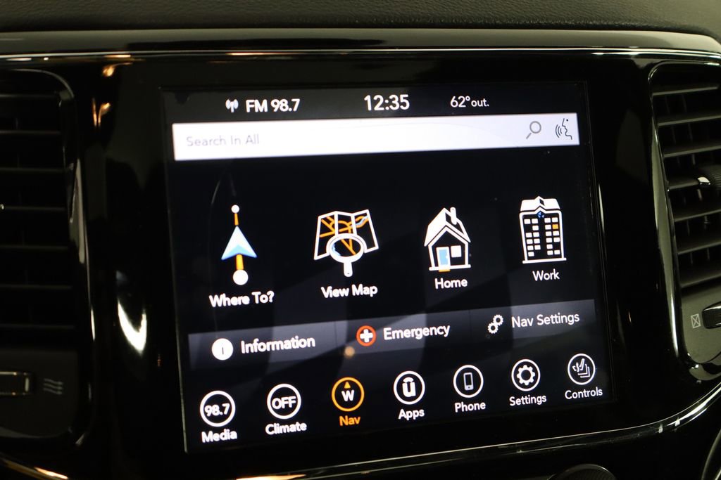 Used 2020 Jeep Grand Cherokee Limited w/ Trailer Tow Group IV image 34