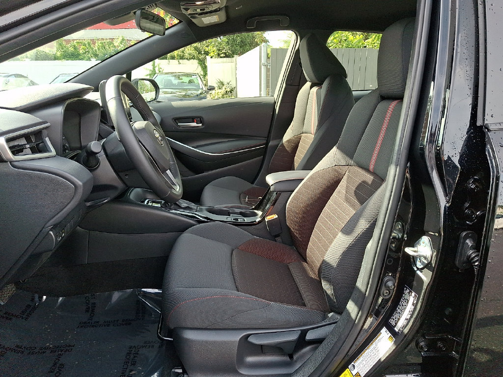 Certified 2025 Toyota Corolla SE w/ Convenience Package FWD image 14