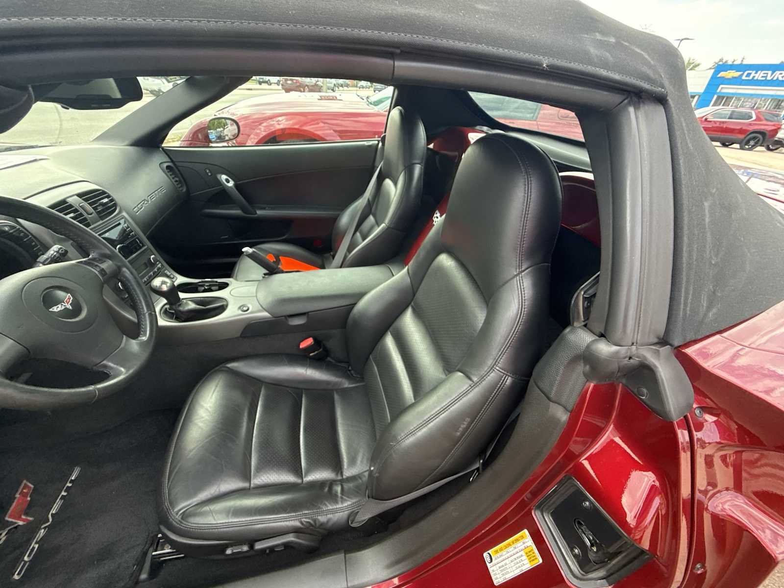 Used 2007 Chevrolet Corvette Convertible w/ Preferred Equipment Group RWD image 17