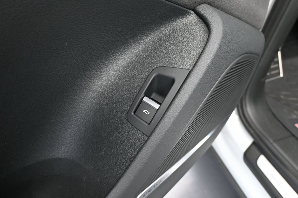 Used 2021 Audi SQ7 Premium Plus w/ Executive Package AWD/4WD image 17