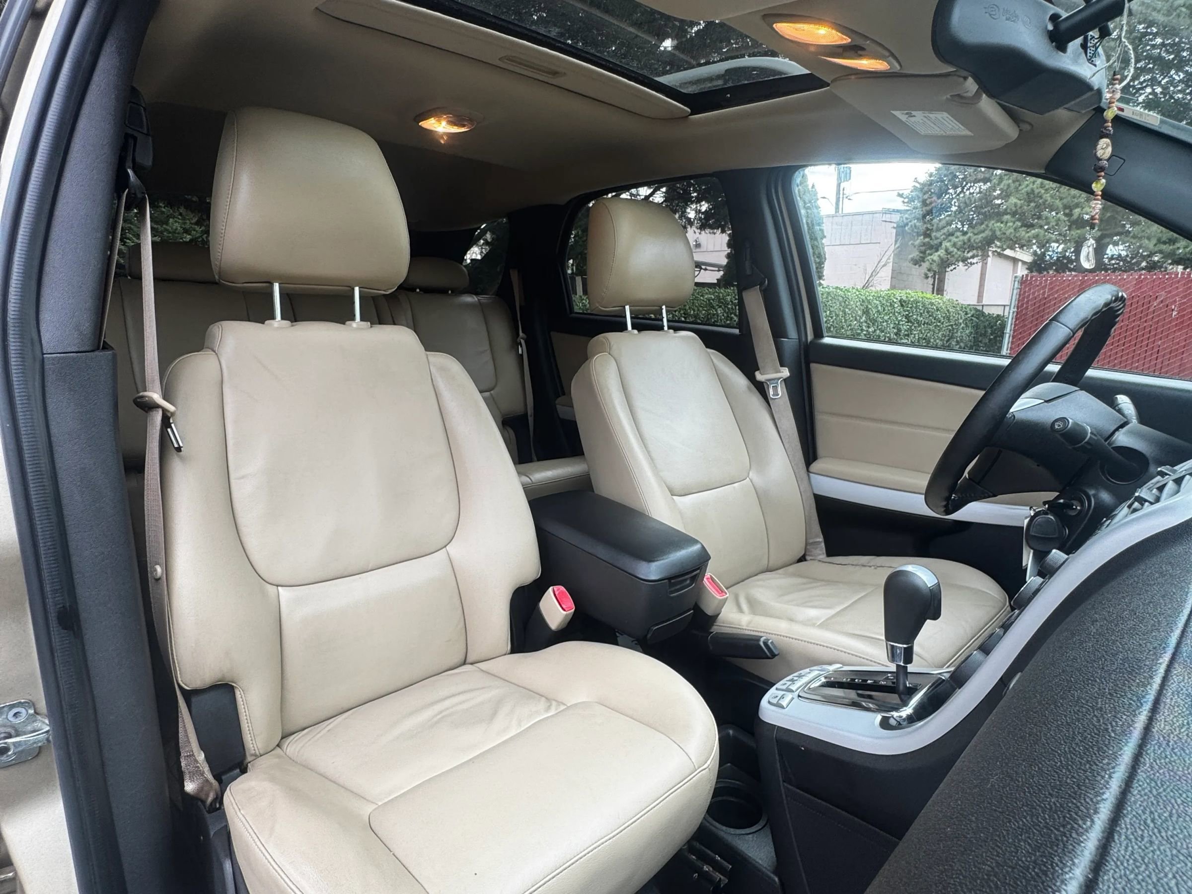 Used 2007 Pontiac Torrent 2WD w/ Preferred Package image 12