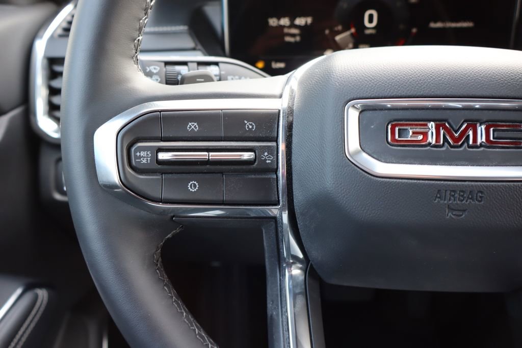 Used 2025 GMC Acadia Elevation w/ Elevation Premium Package FWD image 8