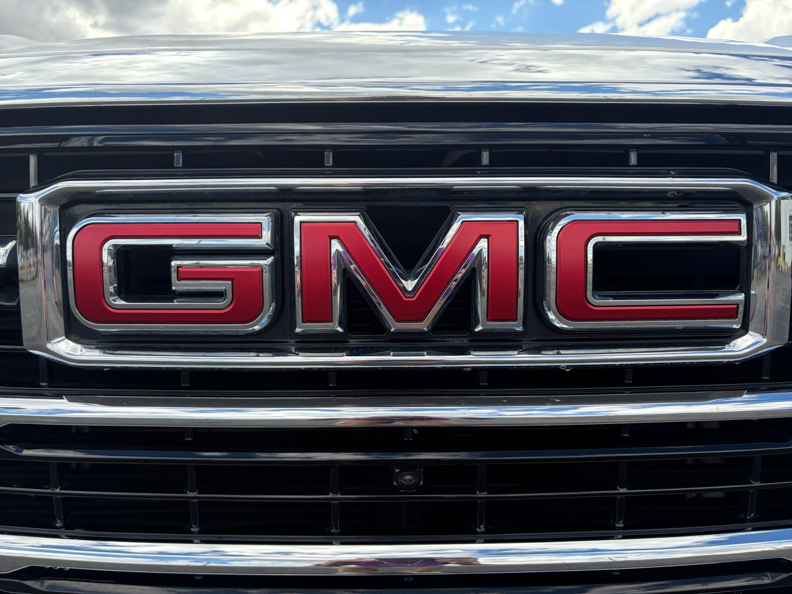 Used 2025 GMC Yukon Elevation AWD/4WD image 23