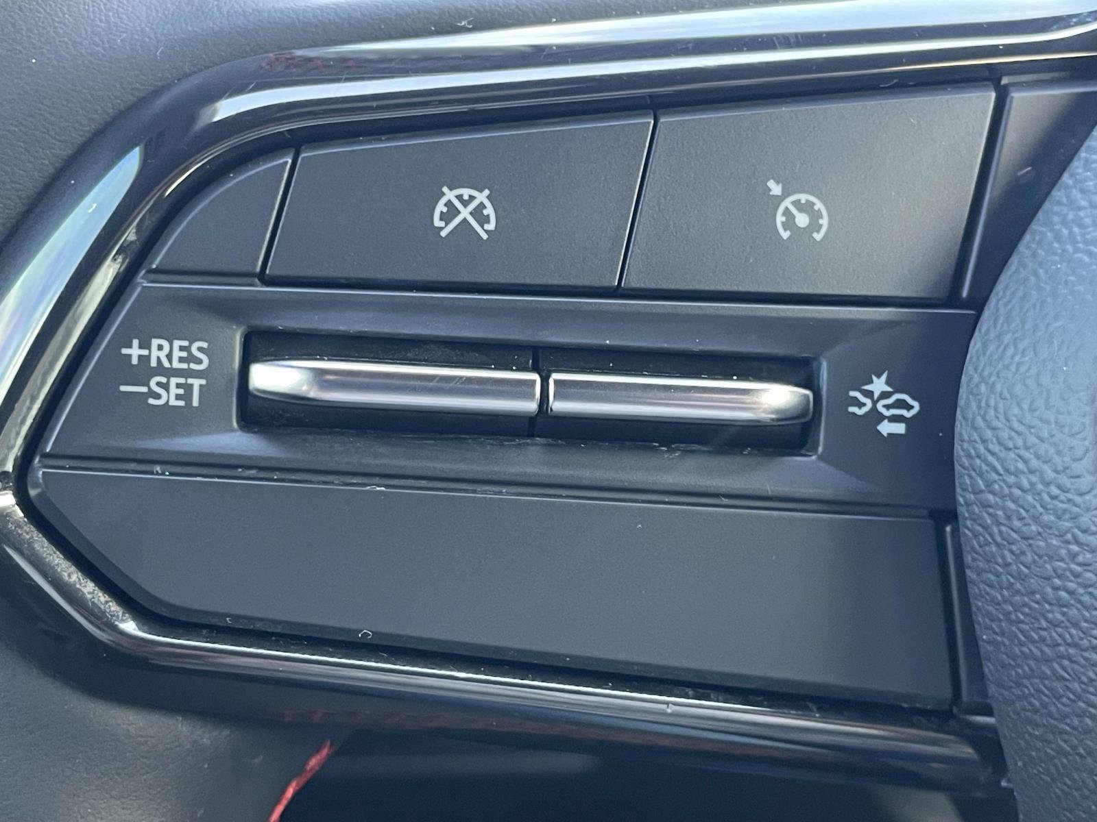 Used 2024 Chevrolet Equinox EV RS FWD image 19
