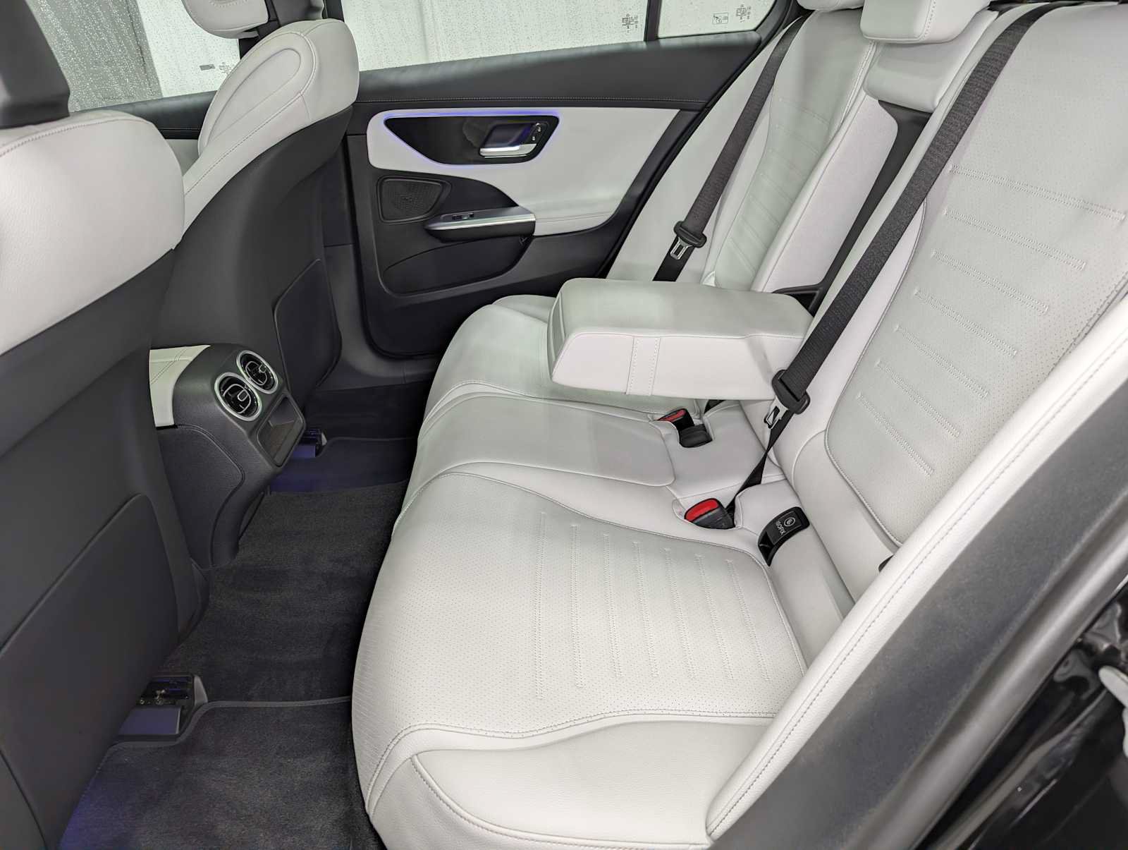 Certified 2023 Mercedes-Benz C 300 4MATIC Sedan image 23