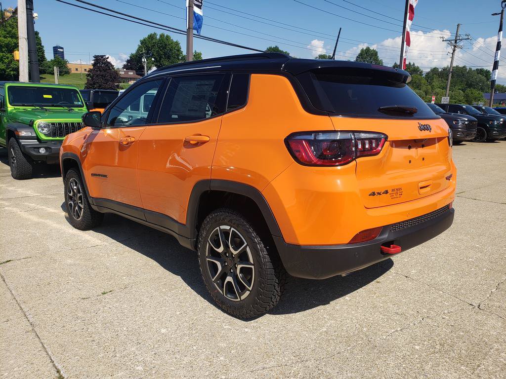 New 2026 Jeep Compass Trailhawk AWD/4WD image 5