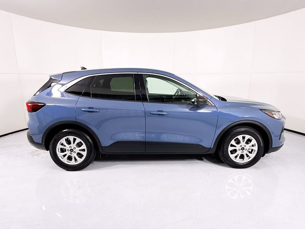 Used 2024 Ford Escape Active w/ Tech Pack #1 FWD image 4