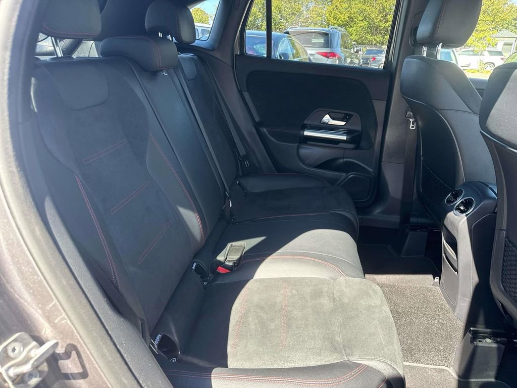 Used 2023 Mercedes-Benz GLA 250 image 9