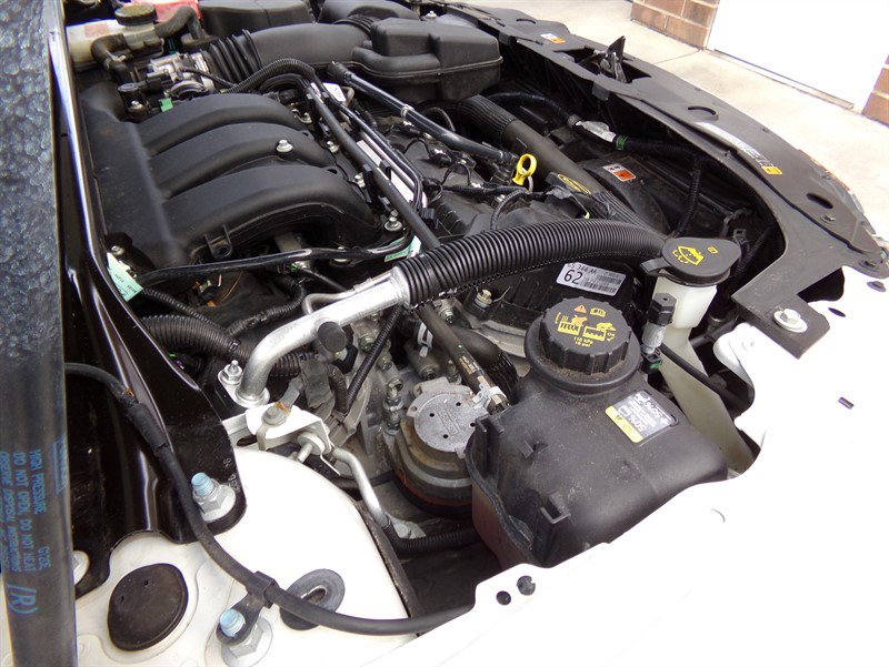 Used 2016 Ford Taurus SEL image 51