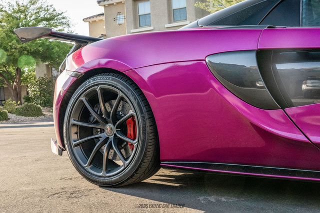 Used 2018 McLaren 570S Spider RWD image 46