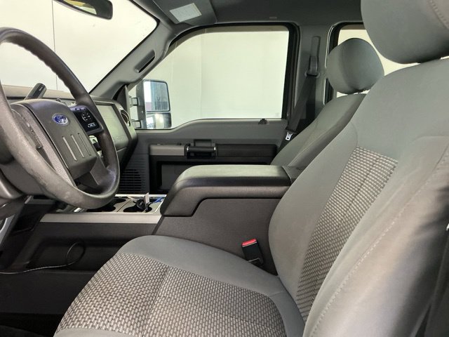 Used 2016 Ford F250 XLT w/ XLT Value Package AWD/4WD image 9