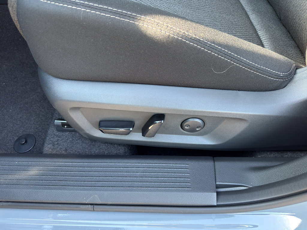 New 2026 Nissan Rogue SV image 15