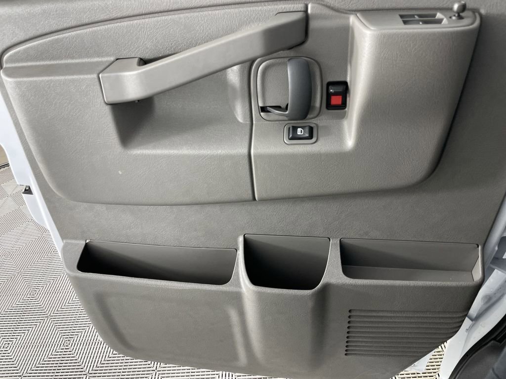 New 2025 GMC Savana 2500 Extended w/ Driver Convenience Package image 20