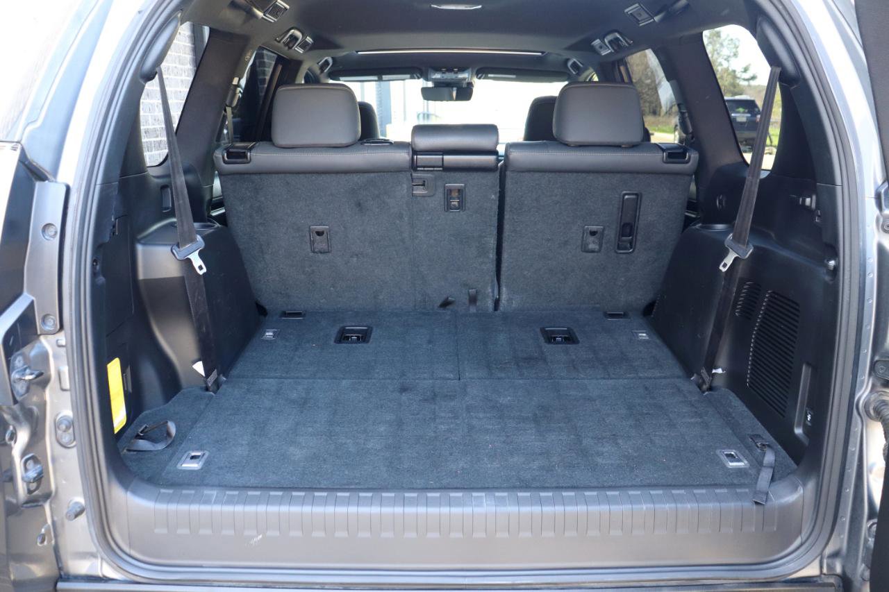 Used 2020 Lexus GX 460 Premium w/ Premium Package image 41