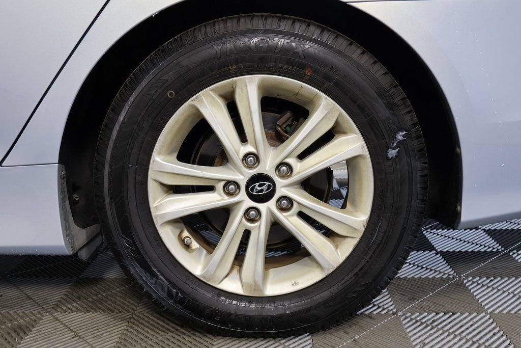 Used 2014 Hyundai Sonata GLS image 14