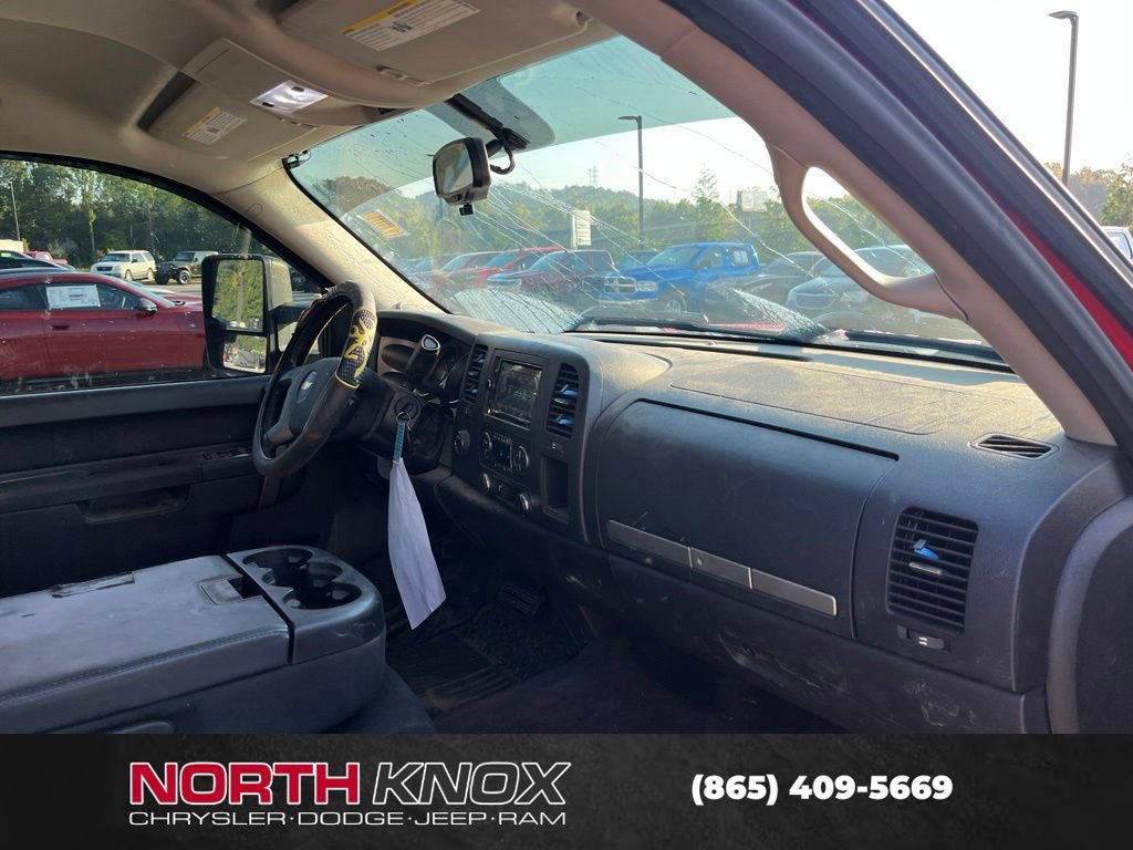 Used 2013 Chevrolet Silverado 1500 LT w/ All-Star Edition AWD/4WD image 6
