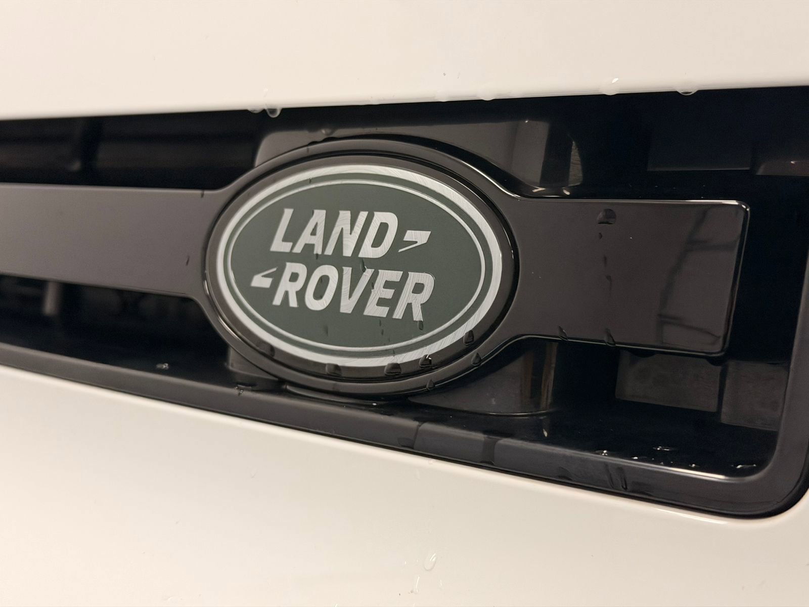 Used 2025 Land Rover Defender 110 S AWD/4WD image 13