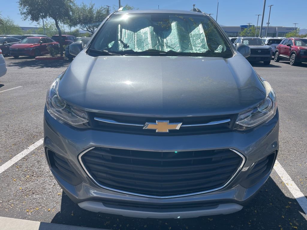 Used 2019 Chevrolet Trax LT w/ LT Convenience Package image 2