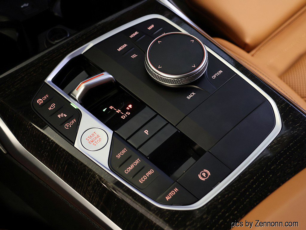 Certified 2023 BMW 330i xDrive Sedan w/ Premium Package image 25