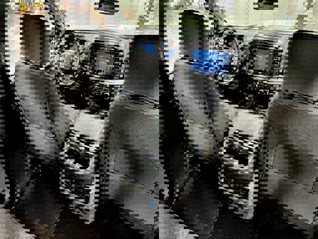 Used 2024 Ford F150 XLT w/ Mobile Office Package image 19