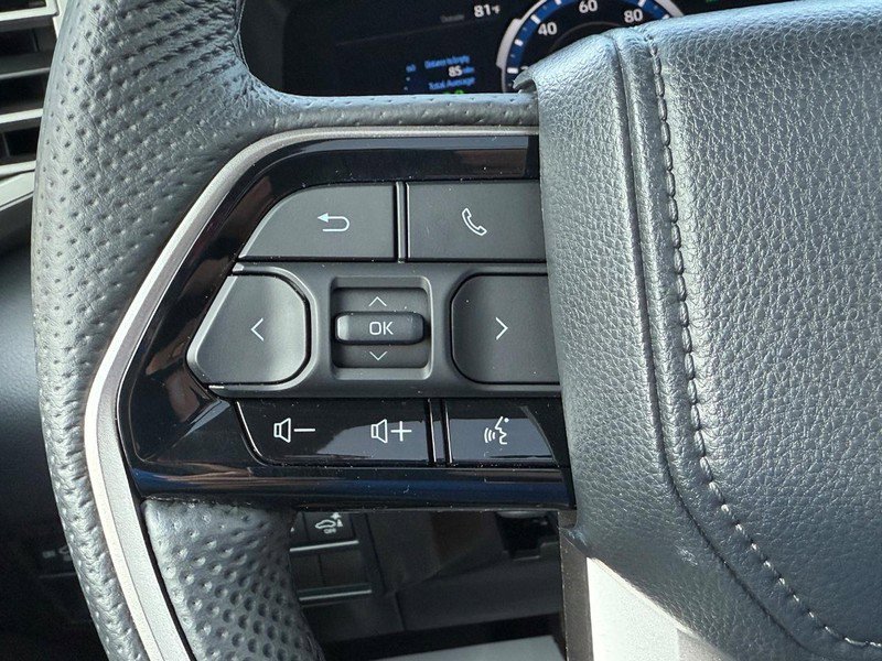 Used 2024 Toyota Sequoia Limited w/ Tow Technology Package image 21