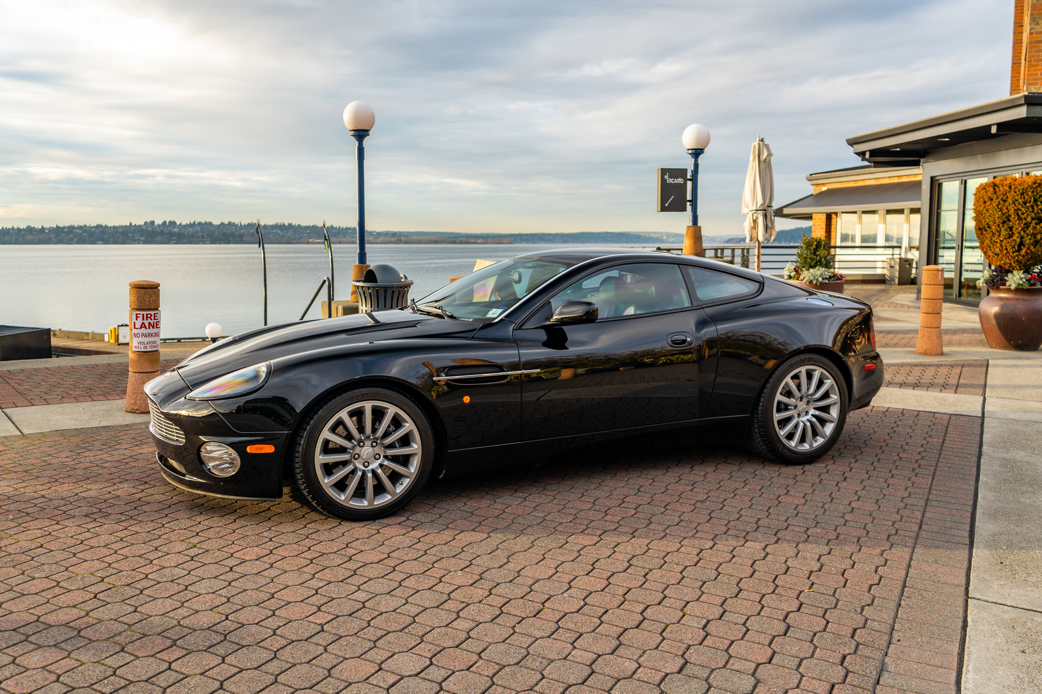 Used 2002 Aston Martin Vanquish image 49