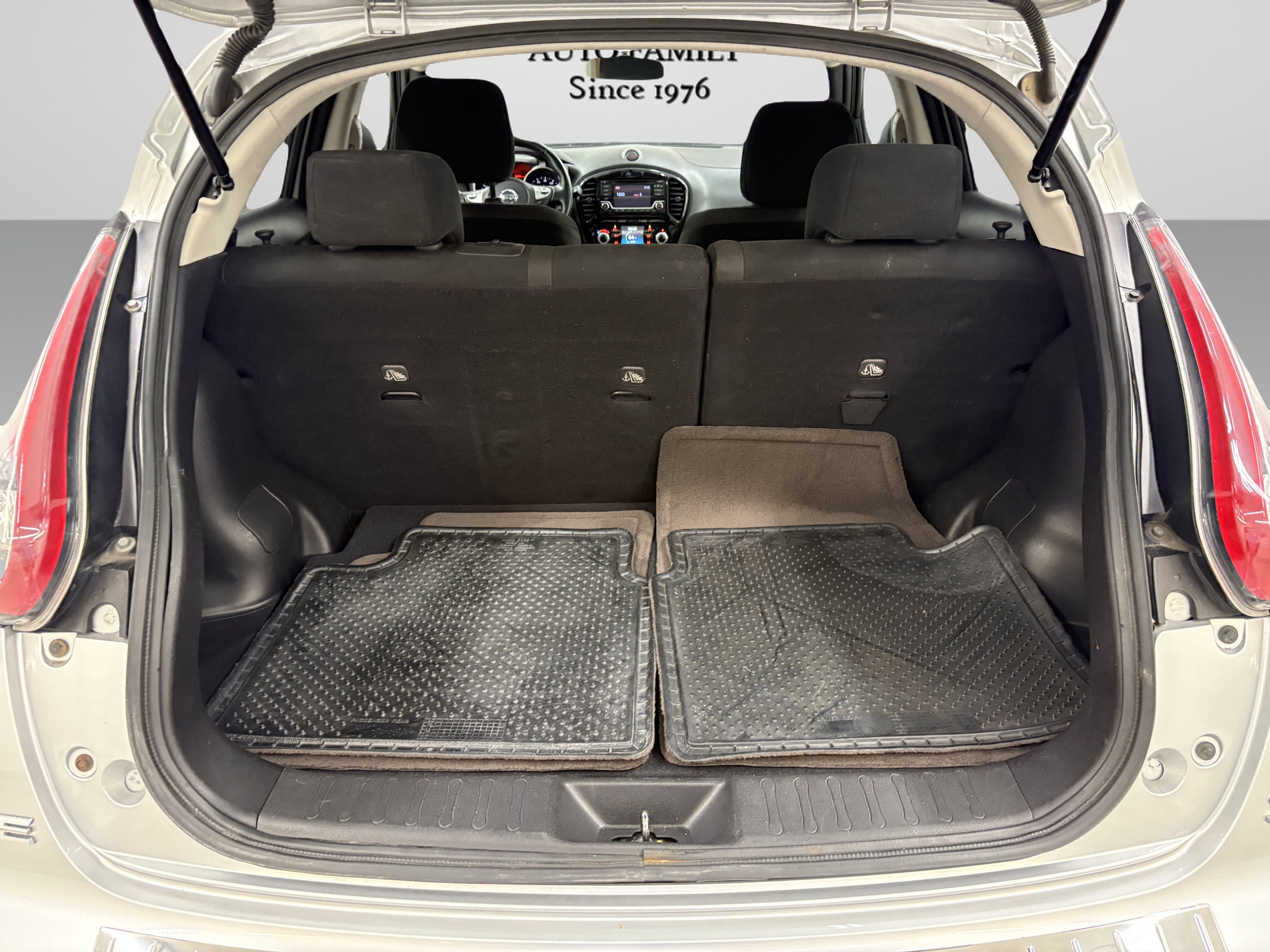 Used 2017 Nissan Juke SV FWD image 9