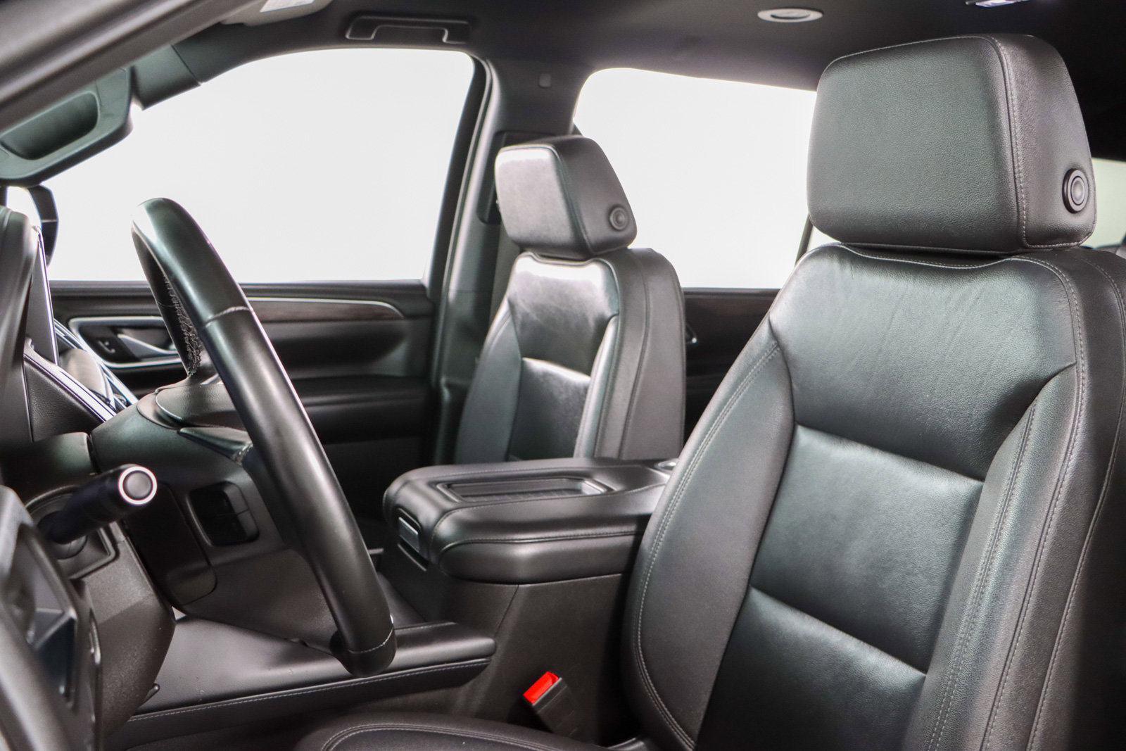 Used 2023 Chevrolet Suburban LT image 26