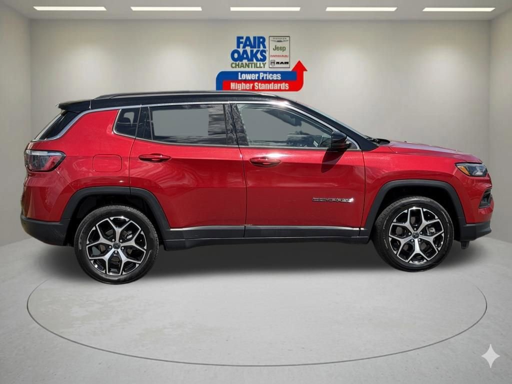 Certified 2025 Jeep Compass Limited AWD/4WD image 7