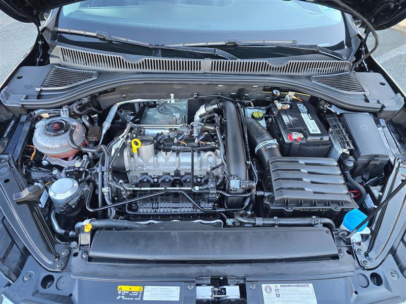 Used 2019 Volkswagen Jetta SE w/ Cold Weather Package FWD image 35