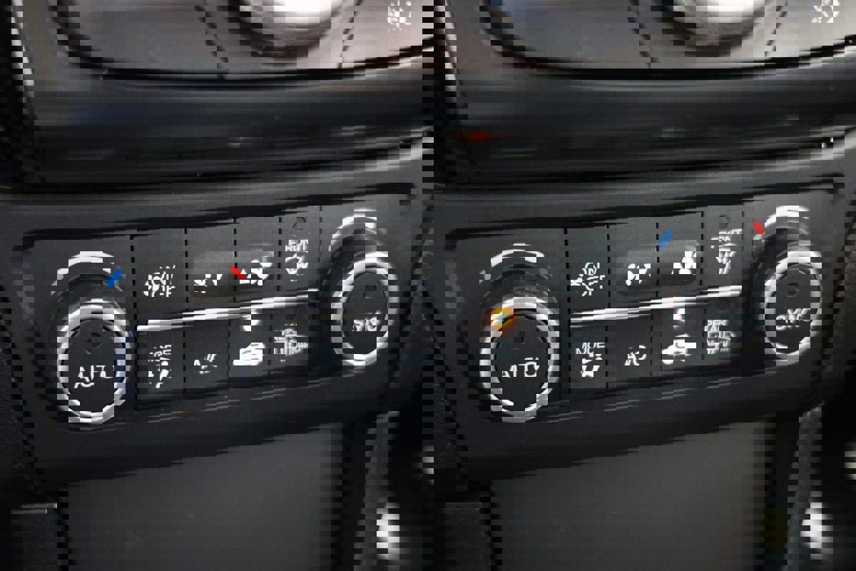 Used 2022 Acura ILX image 29